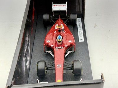 Ferrari 150 ITALIA F2011 Fernando Alonso 1/18 Diecast Car Model by