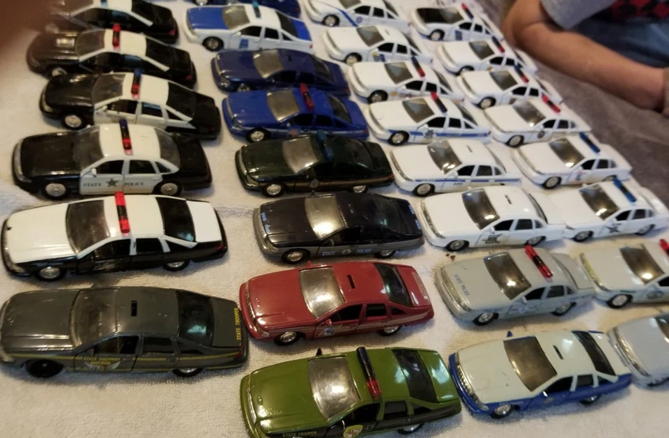 Carros fundidos - Imagem 3 de 4