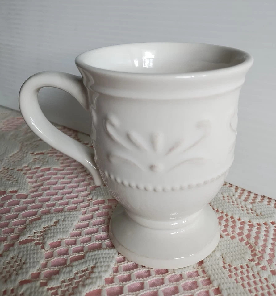 Кружки для педалей Chris Madden JCP Home Collection Adelina 10 унций кремово-белые - Изображение 4 из 4