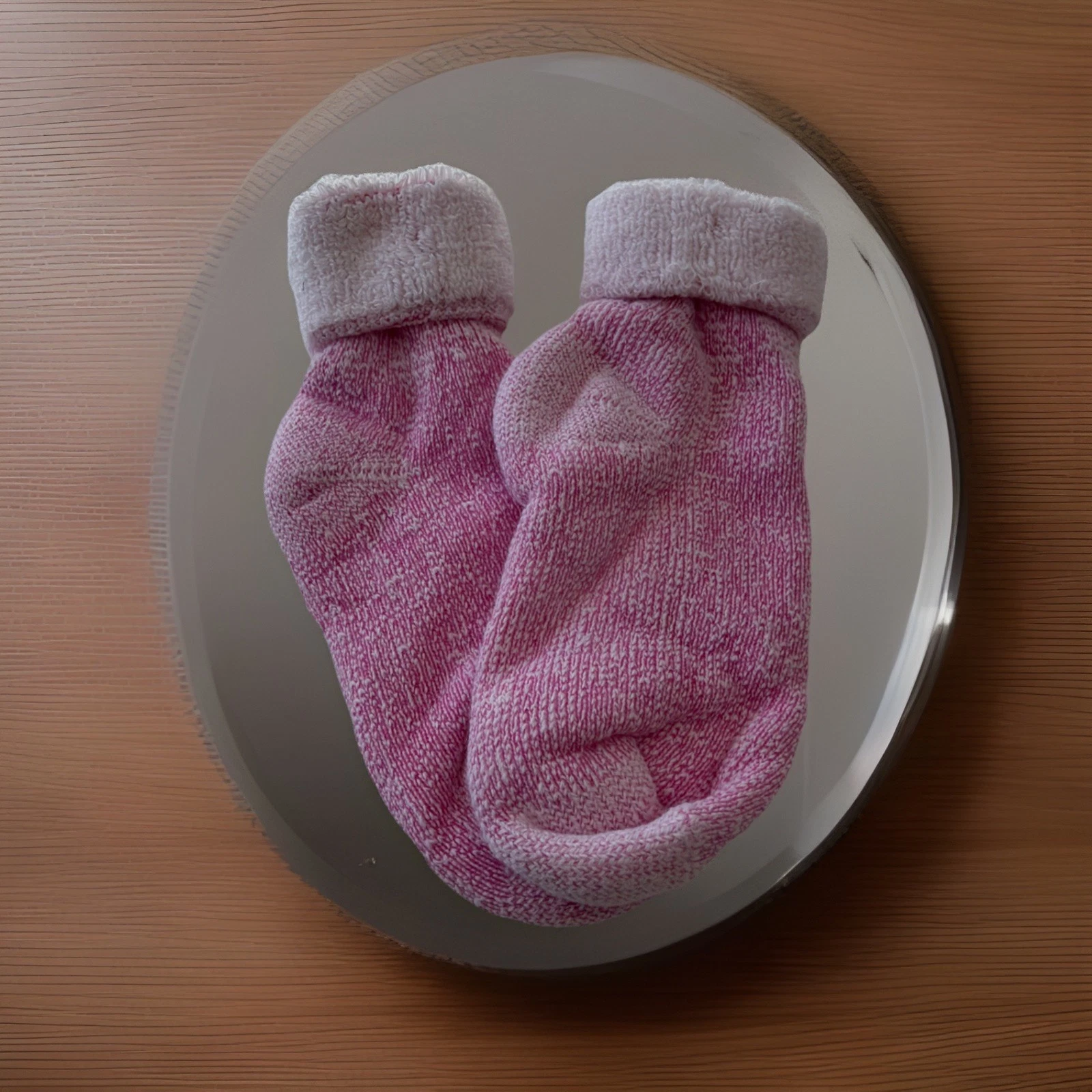 VTG Socks Ladies Acrylic Blend Baby Pink Ankle 90s 9-11 Thick USA Made Roll
Opens in a new window or