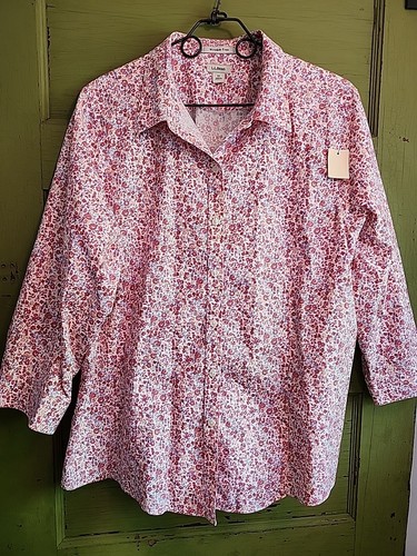 LL Bean Wrinkle Free Womans Shirt Flowers Pink Blue White 3/4 Sleeve Button Down