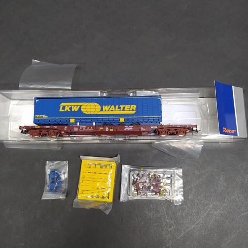 Roco cod: 76221 - Carro intermodale AAE T3 + trailer LKW Walter H0 inusato | Zustand: Usato