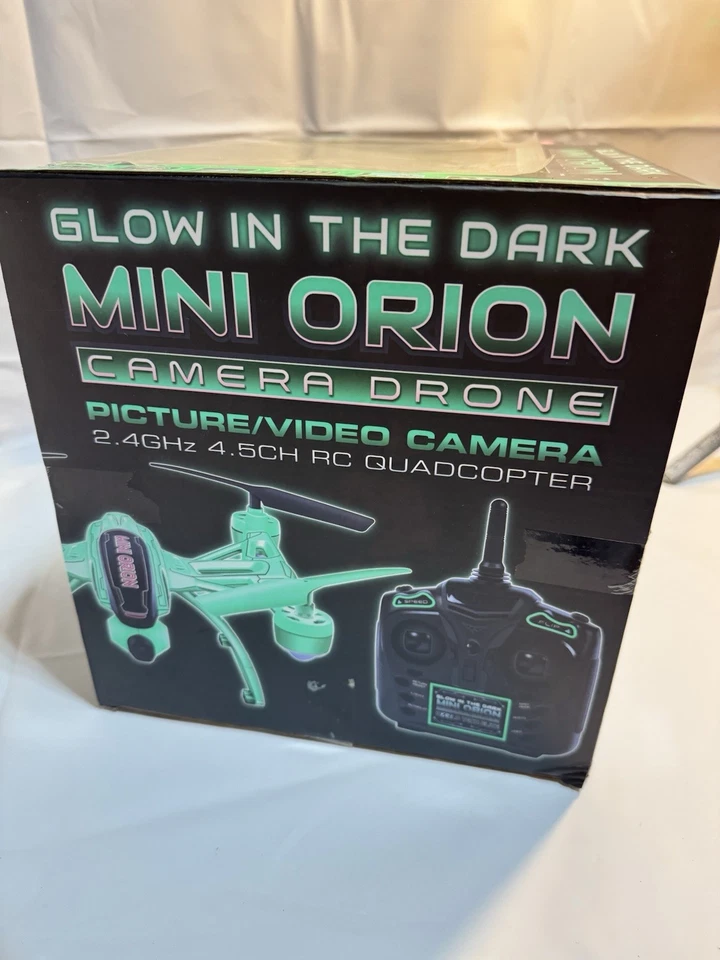 World Tech Elite Glow in the Dark mini Orion Canmera Drone RC quadcopter - Image 4 of 4