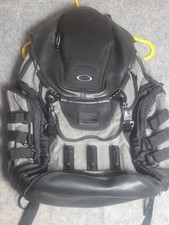 Oakley Kitchen Sink Backpack Laptop Compartment Black Grey