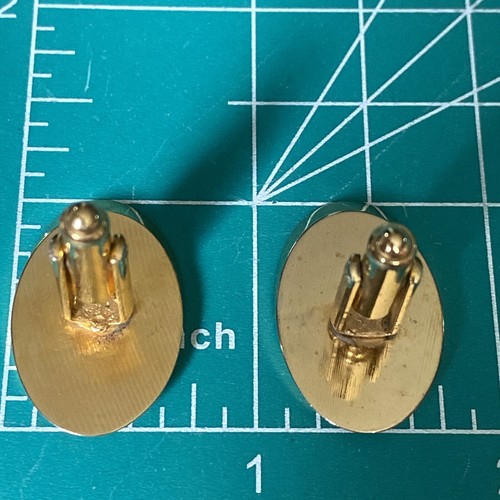 Vintage Concaved Lines Unbranded Cufflinks Shiny Gold Tone Color - Picture 8 of 10