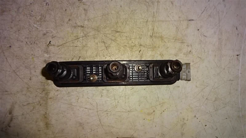 Coil Pack Cylinders 2-4-6 ID: 221503027 Fits 03-04 CTS 633815 Foto 3 de 4