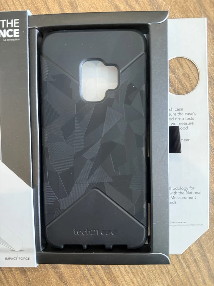 tech21 EVO Tactical for Galaxy S9 Black - A0210 - Image 4 of 4