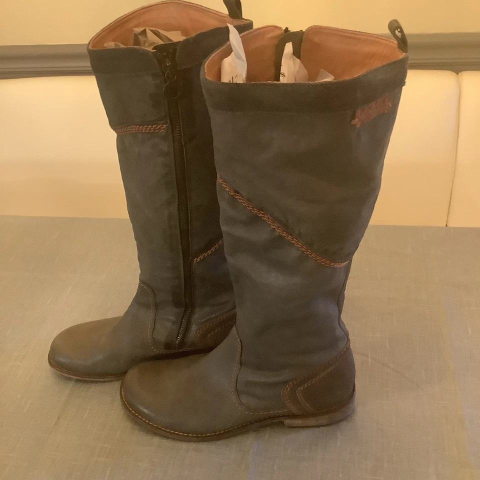 Botas altas hasta la rodilla Kickers Rootine para mujer de cuero gris/marrón, talla 39 EE. UU. (9) Foto 3 de 4