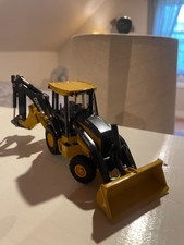 Réplica fundida a presión John Deere ERTL 1/50 310SL Prestige Collection - LP77340