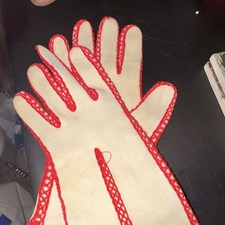 Ivory Wrist Gloves with Red Crochet Trim for Women 1950  s vintage