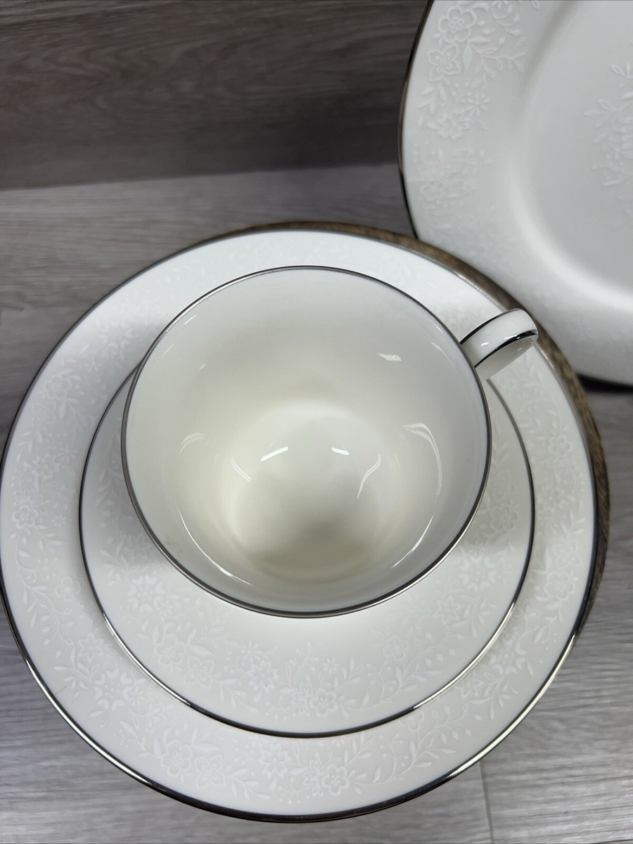 VTG Noritake Affection Full Place Setting Ivory Floral Silver 7192