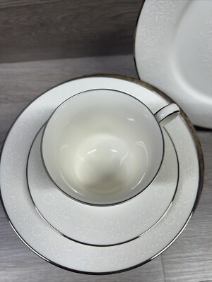 VTG Noritake Affection Full Place Setting Ivory Floral Silver 7192