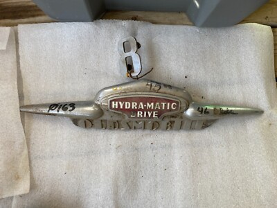 1946 Oldsmobile Olds Trunk Emblem Nameplate Marker Badge script HydraMatic Drive