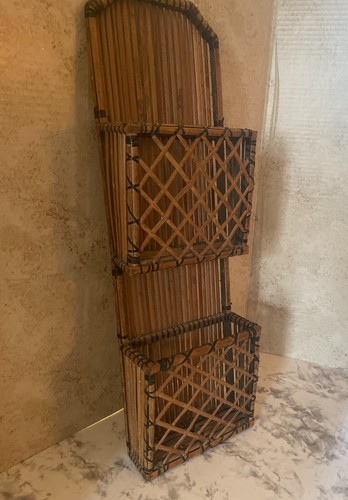 Vintage Rattan Briefhalter Mid Century Modern 22" hoch Handarbeit - Bild 6 von 7