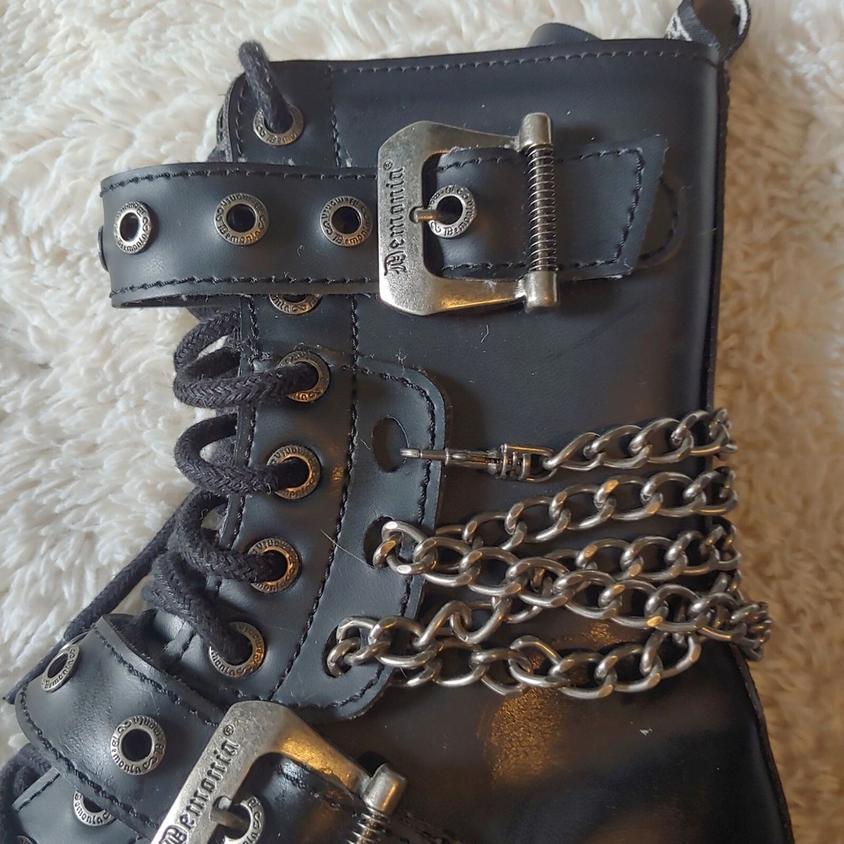 Demonia Mens S7 Womens S8.5 Lace-Up/Zip Low Heel Chain Metal Boots
