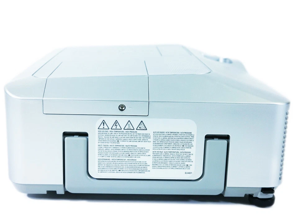 Hitachi CP-WX625 3LCD Projector 4000 ANSI Home Theater HD 1080i HDMI with Remote - Image 4 of 4