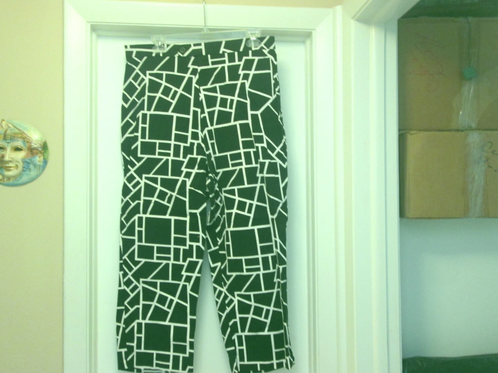 Briggs Size 16 Women's Cropped Capri Pants Black & White New No Tags