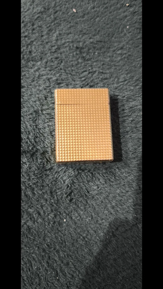 accendino DuPont placcato oro - Immagine 2 di 4