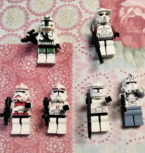 lego Minifigures clones