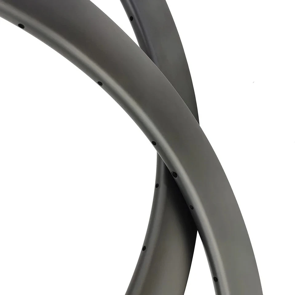 Ruedas de bicicleta de grava de carbono 700C llantas sin cámara 28 mm de ancho 30-55 mm Foto 4 de 4