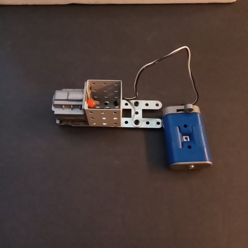 Erector Motorized Multi Model Set #6520 - Picture 5 of 11