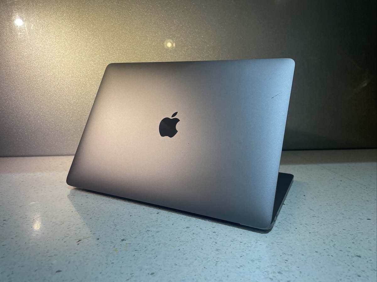 Apple 2017 MacBook Pro 13