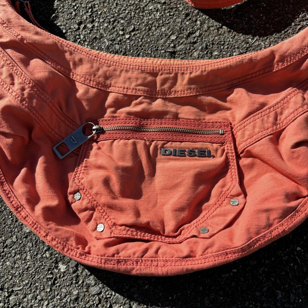 Diesel Men 00S One Shoulder Bag Crescent Moon Archive Y2K Diesel Men 00S One Shoulder Bag Crescent Moon Archive Y2K