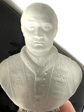 Buste pape PIE IX cristal de Baccarat socle en bronze doré armoirie XIXème s.