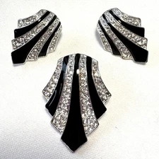 Vintage Avon Art Deco Style Enamel and Rhinestone Pendant and Earring Set