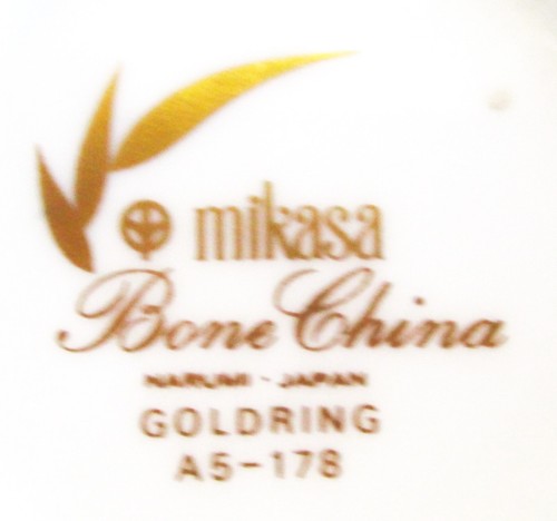 Mikasa Goldring Pattern Bone China Cup and Saucer 2 Sets Japan - Picture 12 of 13