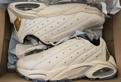 Brand New Nike Hot Step Air Terra NOCTA Light Bone Metallic Gold M 9.5 / W 11