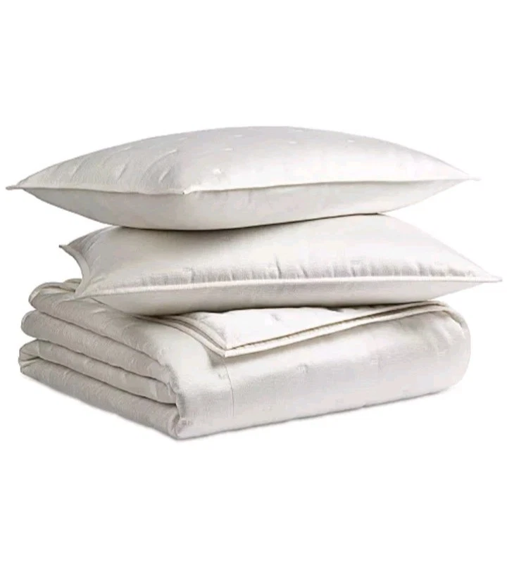 Hotel Collection "Glint" 3 Piece QUEEN Coverlet Set With Shams, White, New! - Image 3 of 4