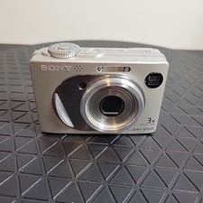 Sony Cyber-shot Digital Camera DSC-W1, 5.1 mp, Carl Zeiss 3x Zoom Lens