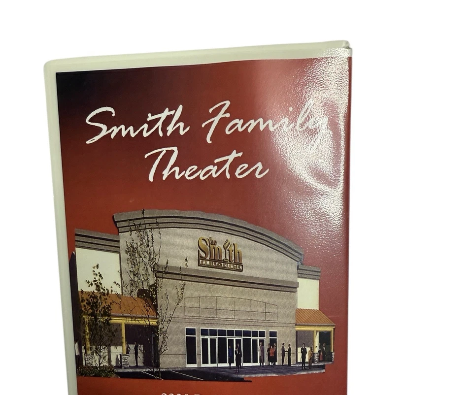 SMITH Family Theater VHS Voted Best Show 3 Years In A Row 06-03-2005 VTG Signed - Imagem 2 de 3