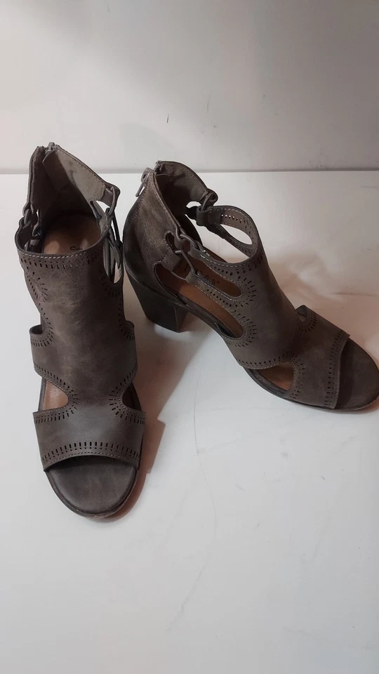 JellyPop "Criscilla" Brown Ankle Strap ZipBack Block HiHeel Sandals WMN's Sz 10M - Image 3 of 4