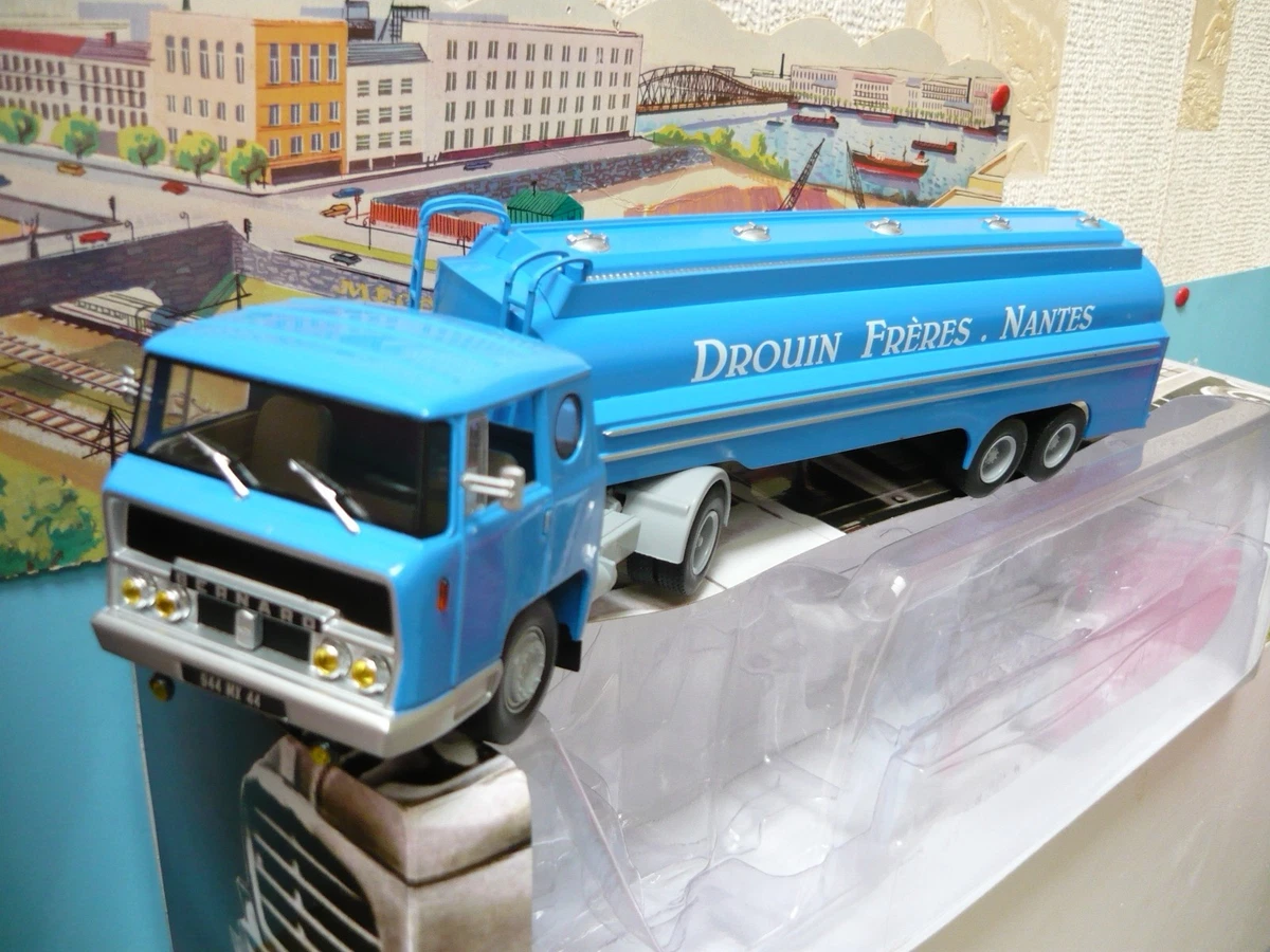 CAMION 1/43 tractor pour remorque FNM fénemé Tracteur IXO