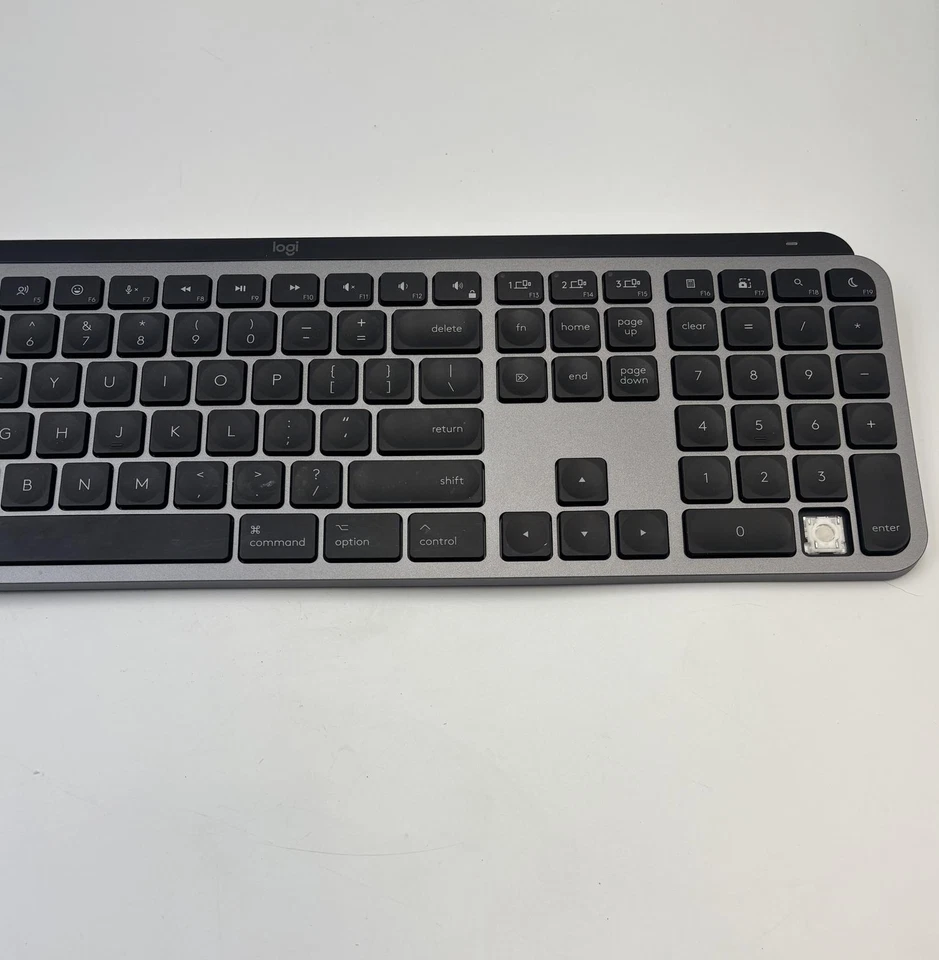 Logitech MX Keys S for Mac, Wireless Keyboard - Image 3 of 4