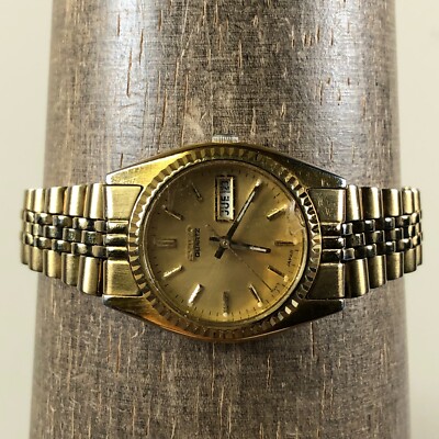 VTG Seiko Women 7N83-0041 Dress Day Date Gold Tone Quartz 24mm