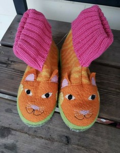 garnet hill kids slippers