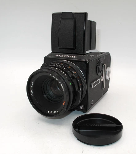 *EXC++* BLACK HASSELBLAD 503CW W/ZEISS 80MM F2.8 CF T* LENS/A12 BACK-RECENT CLA