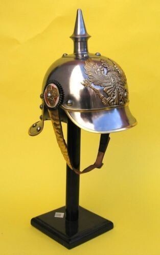 Pickelhaube Helmet ~ Medieval Knight ~ German Armor Vinatge style brass steel - Afbeelding 1 van 1