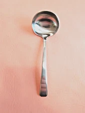 GORHAM TRISTAN 18/8 STAINLESS SERVING LADLE JAPAN DESIGN STUDIO - 7 3/8" HEAVYWT