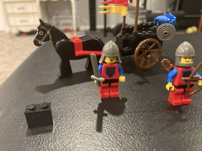 1984 LEGO Castle 6022 Lion Knights Horse Cart 100% Complete NO BOX