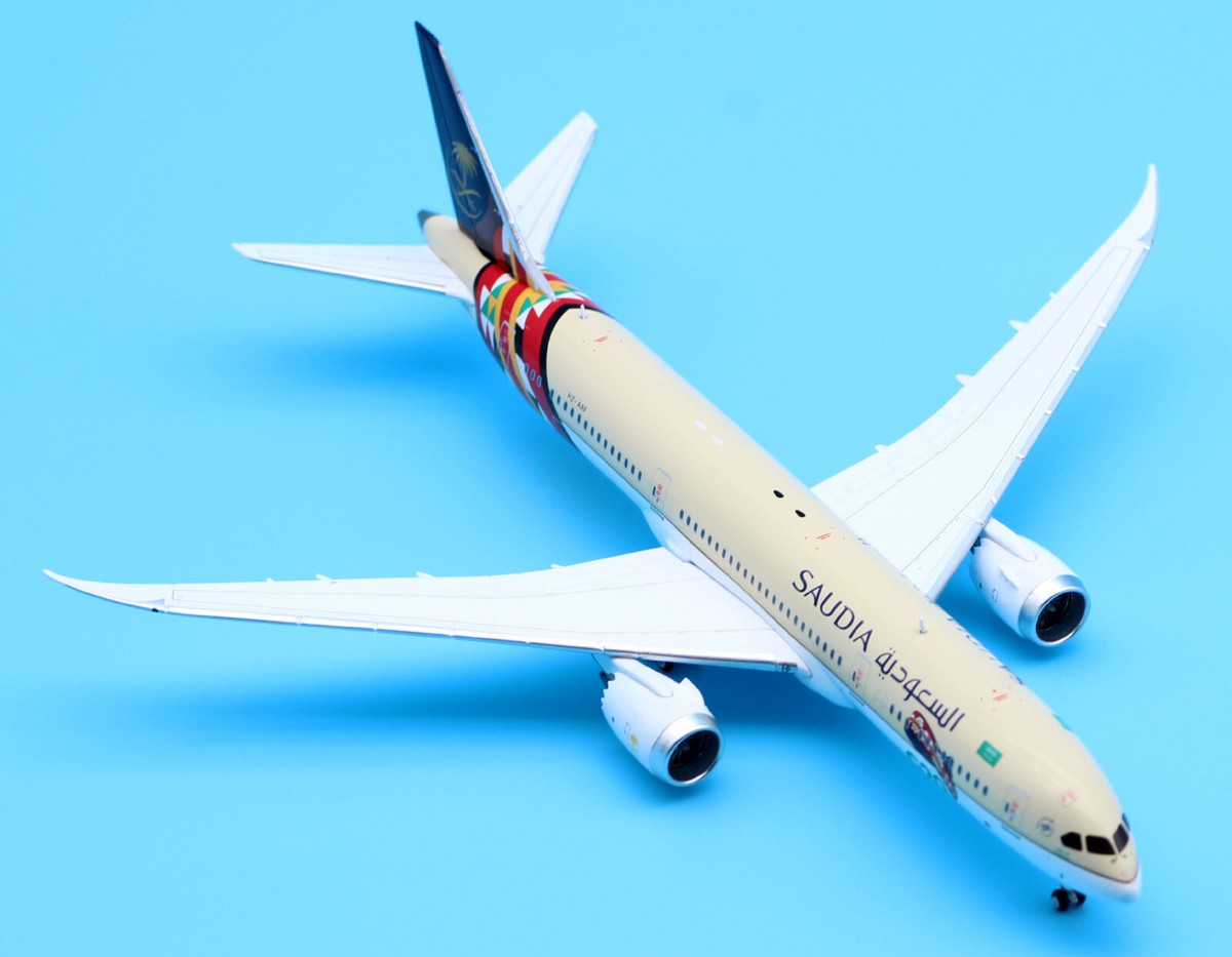 JC Wings 1:400 サウディア B787-9 HZ-ARF G20 Amazon.com: JC Wings Saudia for Boeing B787-9 HZ-ARF G20 1