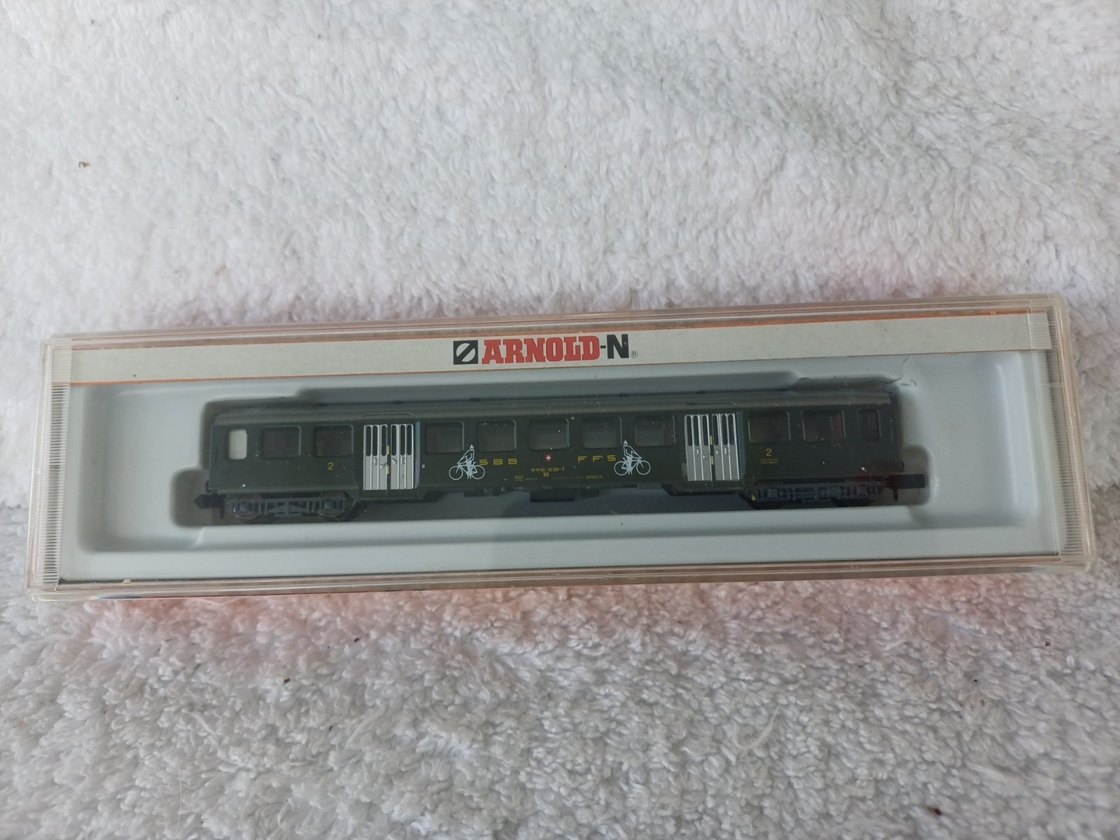 Arnold N Gauge 3703 SBB FFS 2nd Class Passenger Coach With Bicycle Compartment