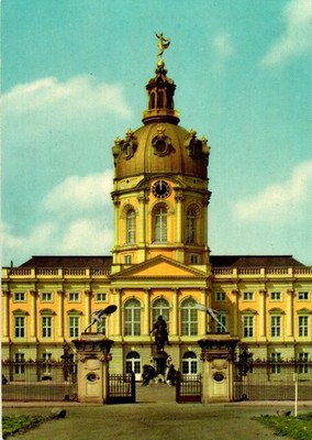Vintage Postcard Berlin Germany Schloss Charlottenburg Palace & Gate View.