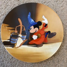 Knowles Walt Disney The Mischievous Apprentice Fantasia Collectors Plate 81/2&rdquo;