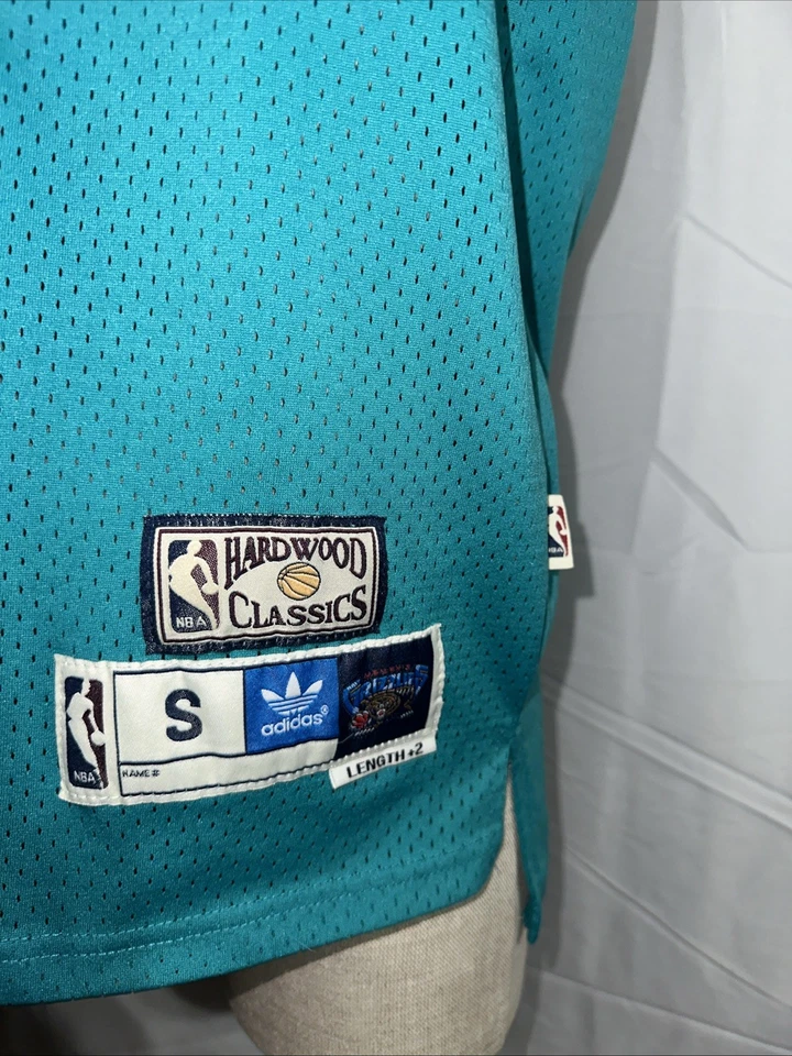 Camiseta Adidas NBA Vancouver Grizzlies para hombre talla S #10 Mike Bibby verde Foto 3 de 4