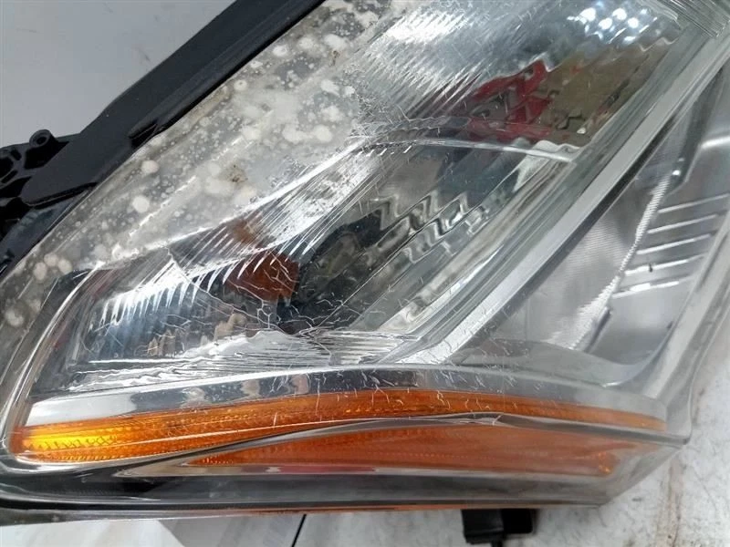 2013 - 2016 CHEVROLET TRAX LEFT DRIVER SIDE HEADLIGHT OEM Foto 3 de 4