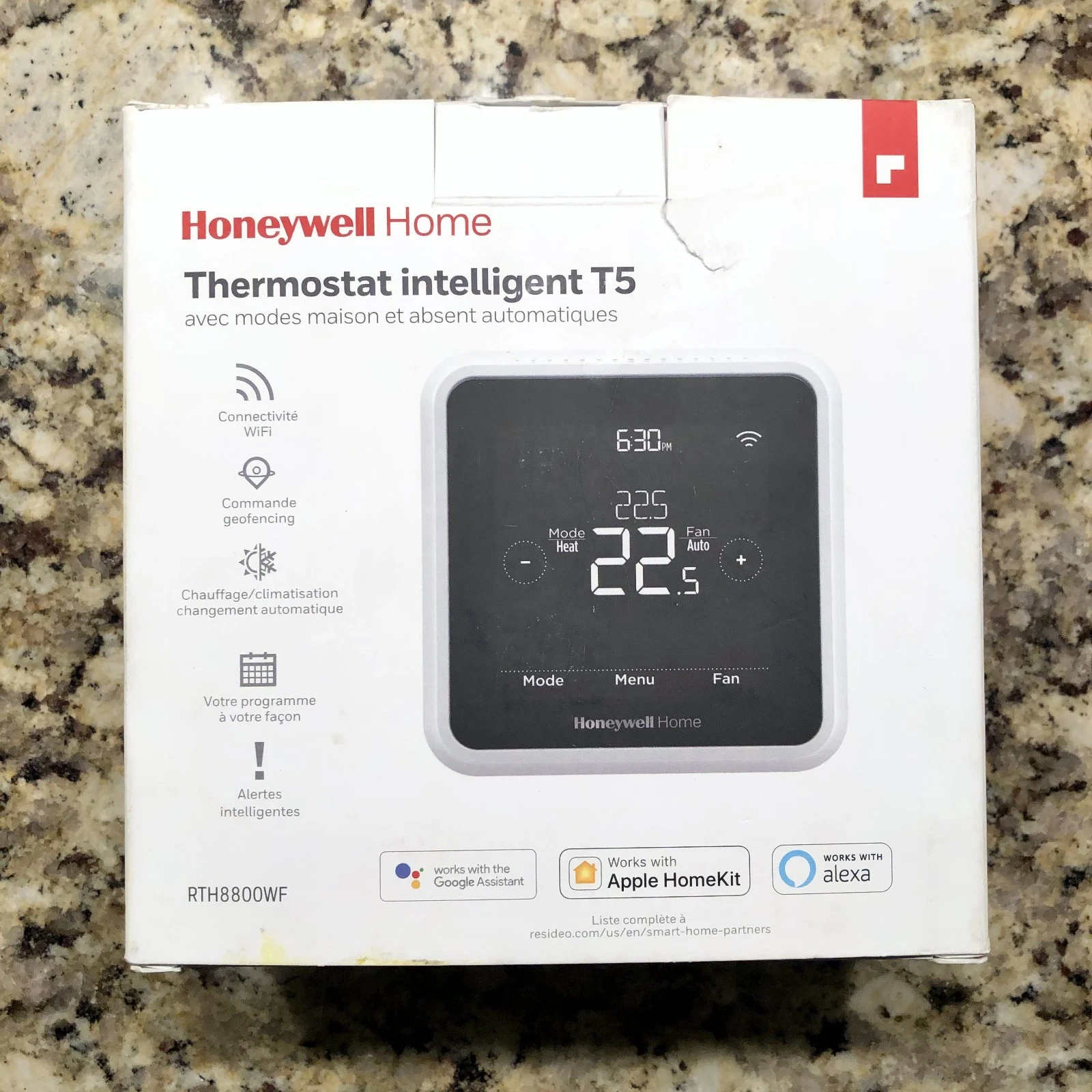 Honeywell Home T5 Smart Thermostat Wi-Fi Touchscreen RTH8800WF